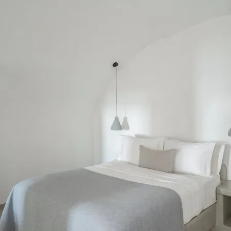 Hommage With Caldera View Hot Tub