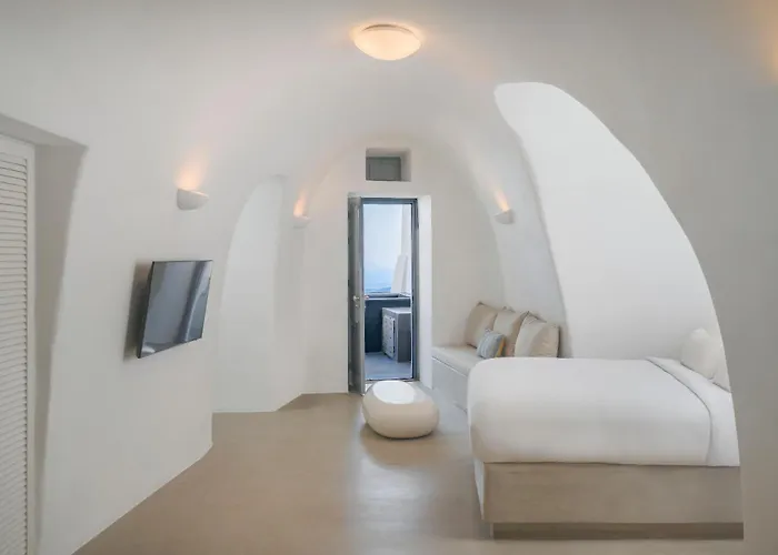 Daire Hommage With Caldera View Hot Tub