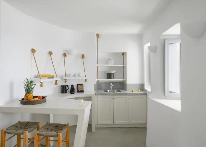 Daire Hommage With Caldera View Hot Tub