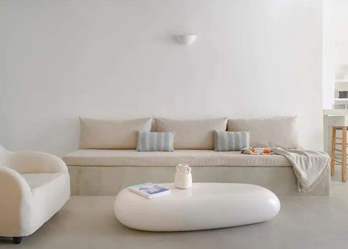 Hommage With Caldera View Hot Tub Daire Fira (Santorini)