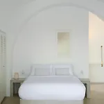 Hommage With Caldera View Hot Tub * Fira (Santorini)