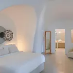 Hommage With Caldera View Hot Tub Fira (Santorini)