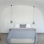 Hommage With Caldera View Hot Tub Appartamento Fira (Santorini)