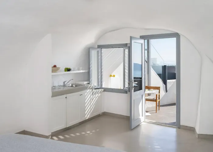 Hommage With Caldera View Hot Tub