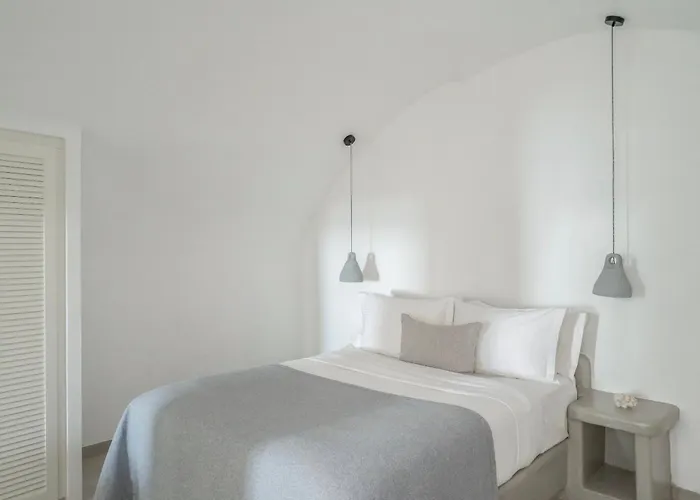 Hommage With Caldera View Hot Tub